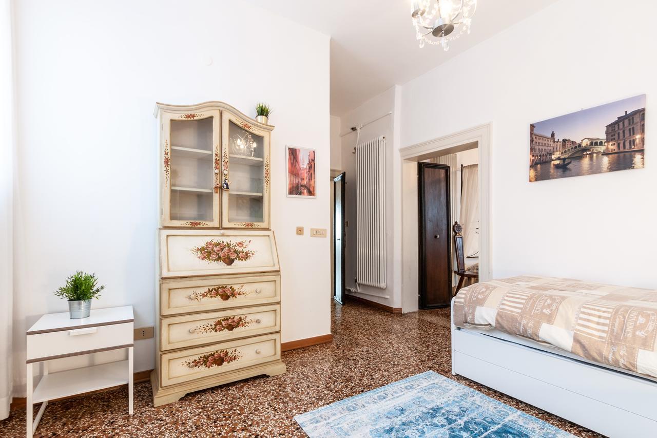 Ve-Nice Suite Rialto Sp720-4 Veneza Exterior foto